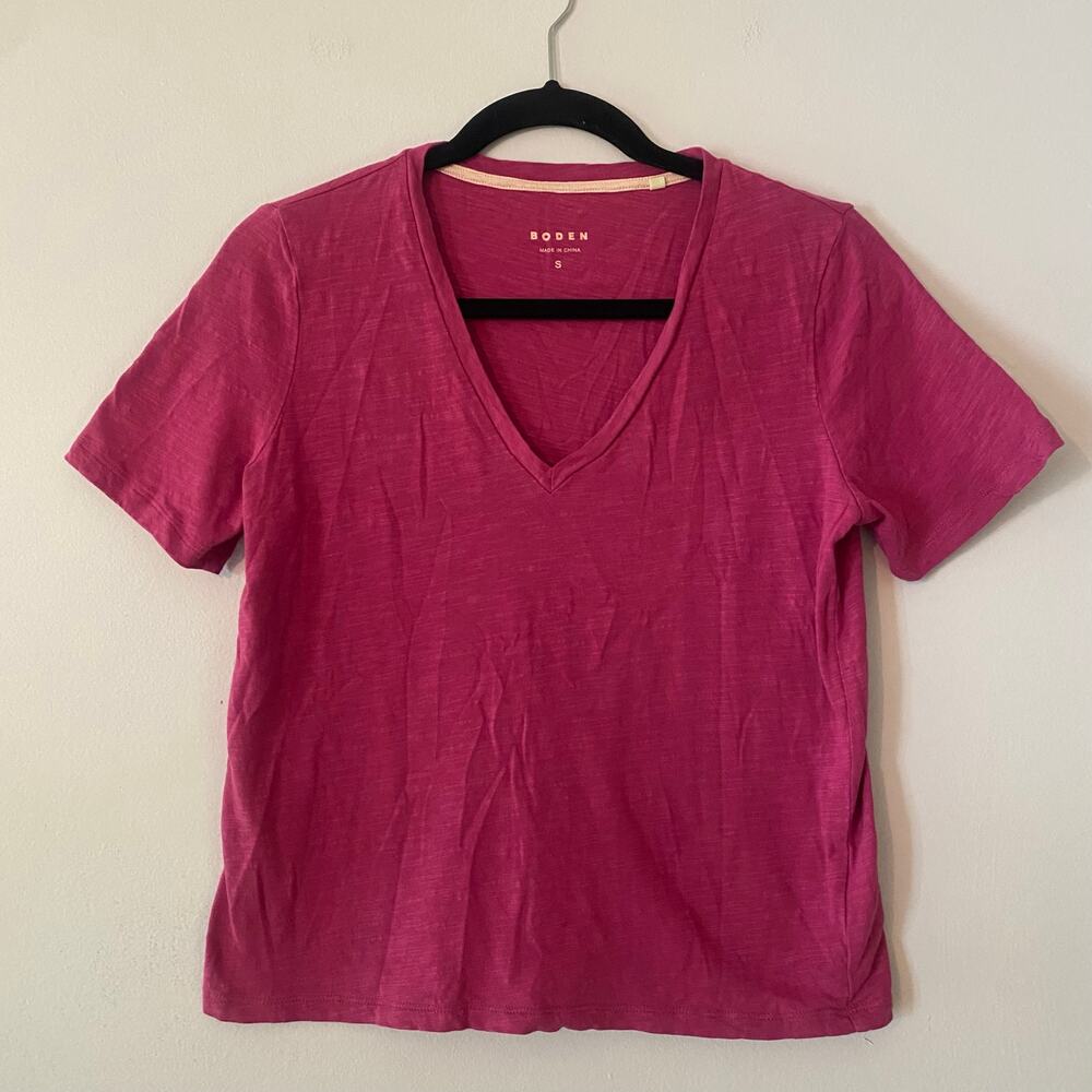 Boden Magenta Pink V-neck Cropped Cotton Tee Basic Casual Women's size Small